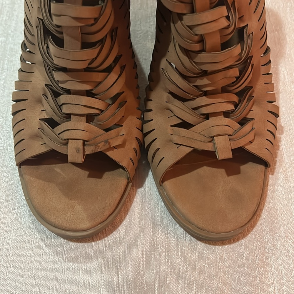 DV by Dolce Vita ‘Alyson Amina’ Women Brown Strappy Block Heel Sandals Size 8.5 - Picture 7 of 15